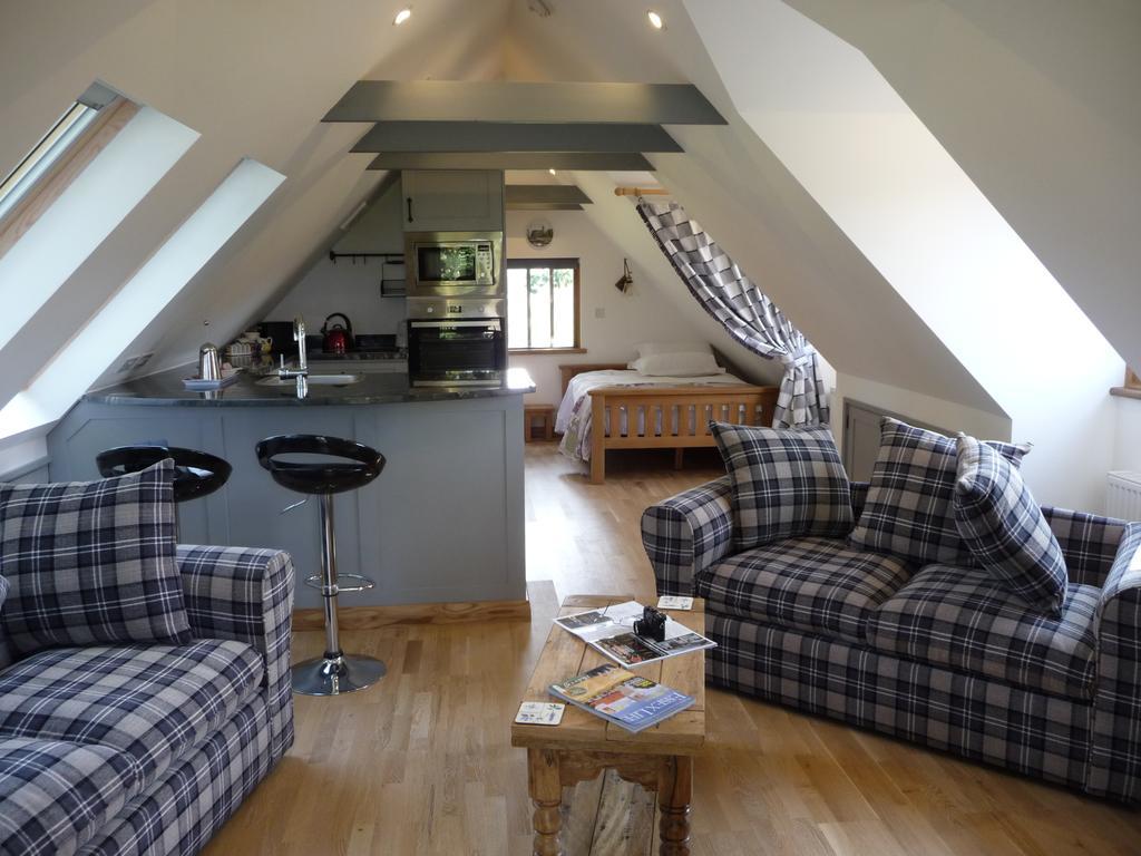 Oakwrights Apartment Terling Екстериор снимка